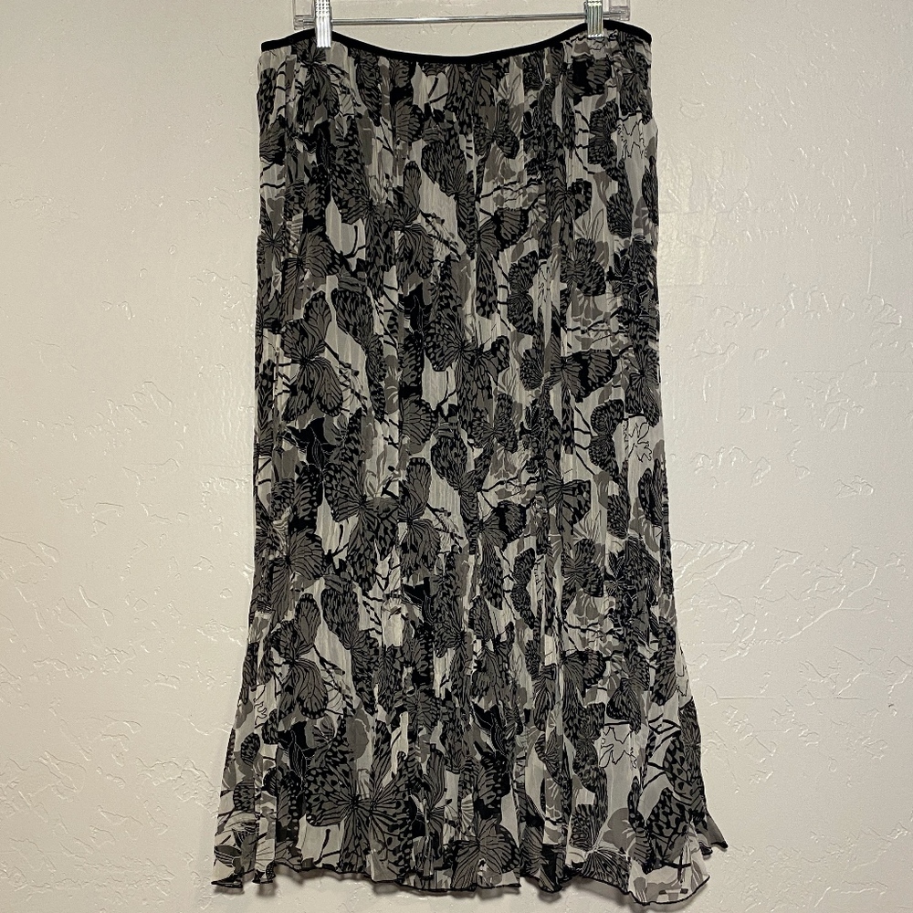 Cato Woman fluted pleats skirt, size 18/20W